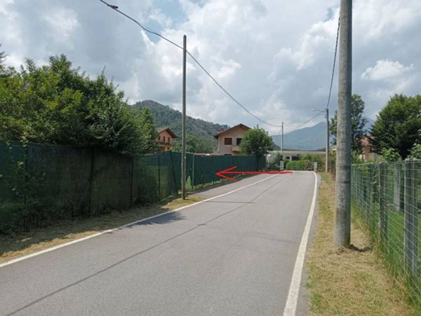 terreno edificabile in vendita a Serravalle Sesia in zona Bornate