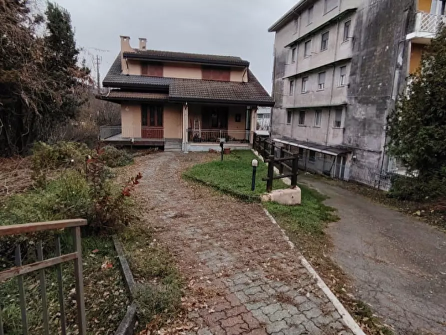 casa indipendente in vendita a Serravalle Sesia in zona Gattera