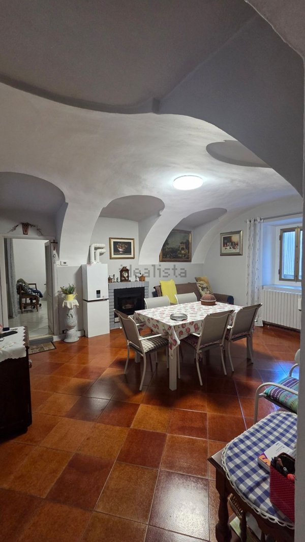 appartamento in vendita a Serravalle Sesia in zona Bornate