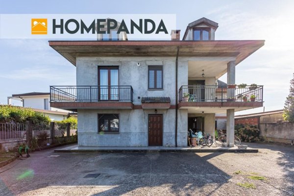 casa indipendente in vendita a Stroppiana