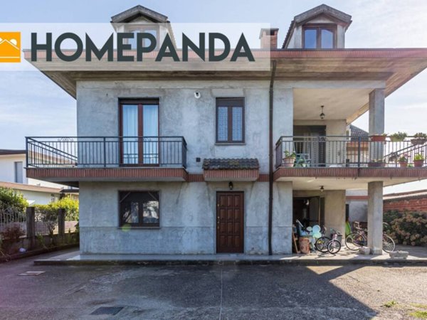 casa indipendente in vendita a Stroppiana