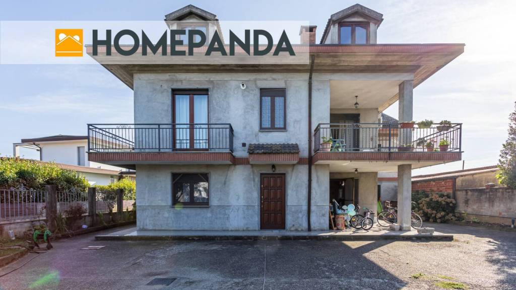 casa indipendente in vendita a Stroppiana