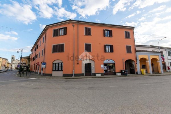 appartamento in vendita a Stroppiana