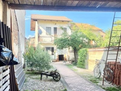 casa indipendente in vendita a Stroppiana