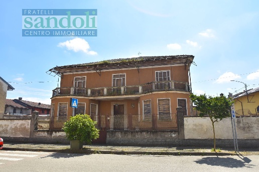 casa indipendente in vendita a Stroppiana