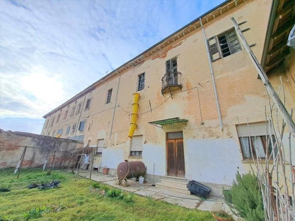 casa indipendente in vendita a Stroppiana