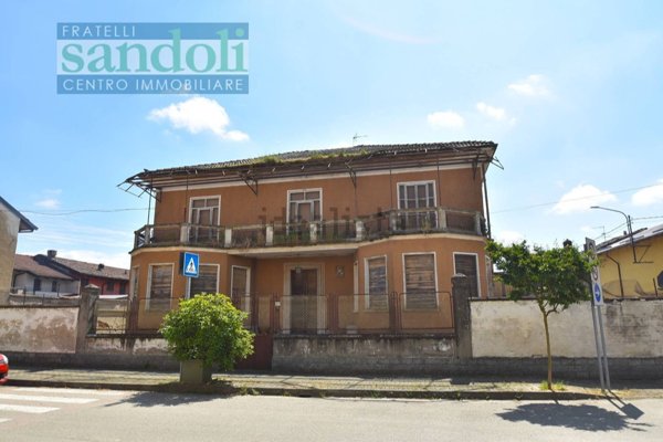 casa indipendente in vendita a Stroppiana