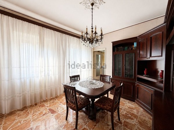 casa indipendente in vendita a Stroppiana