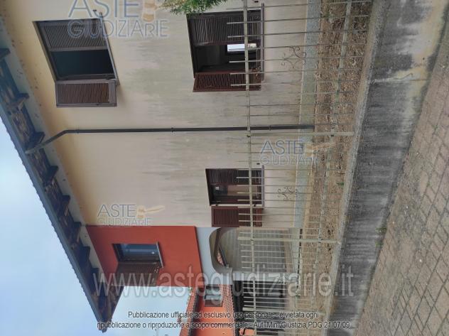casa indipendente in vendita a Stroppiana