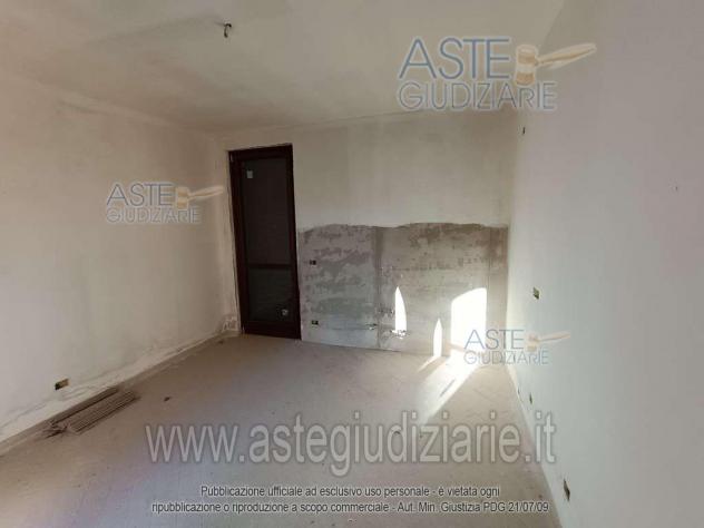 casa indipendente in vendita a Stroppiana