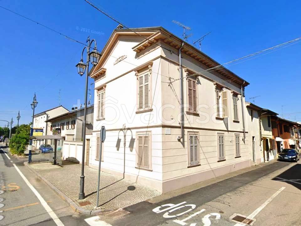 casa indipendente in vendita a Tricerro