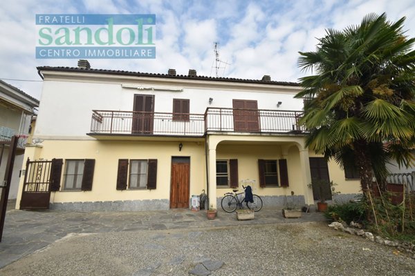 casa indipendente in vendita a Tricerro