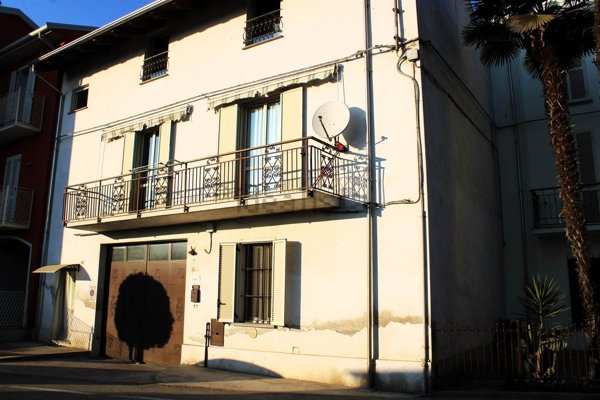 casa semindipendente in vendita a Trino