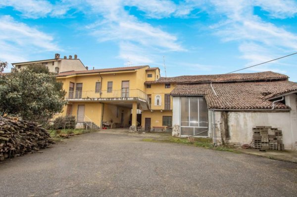 casa indipendente in vendita a Trino
