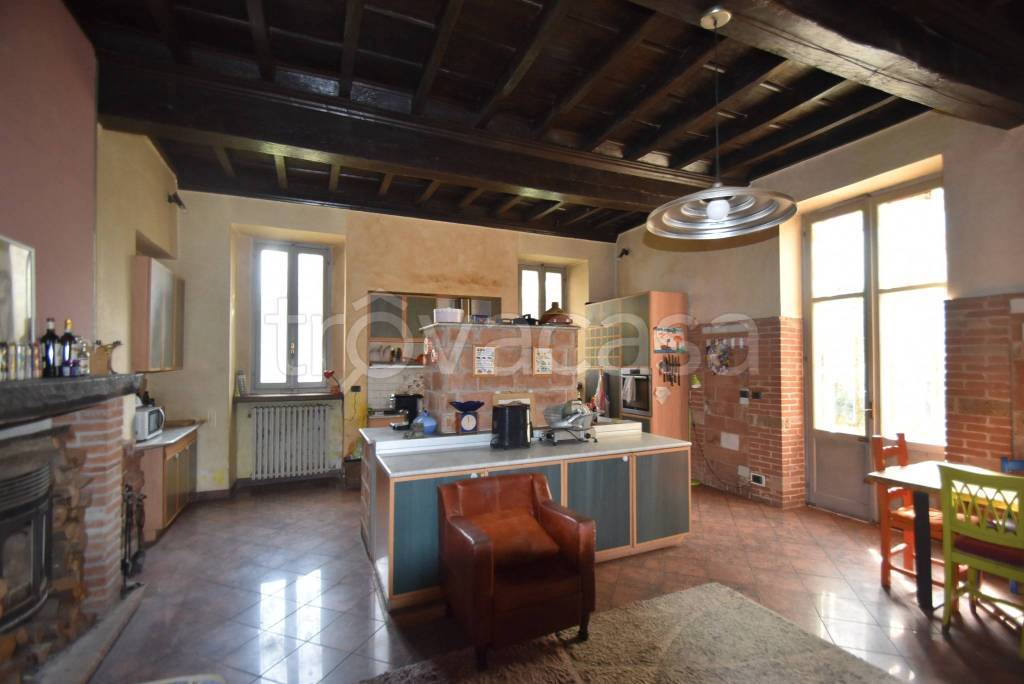 casa indipendente in vendita a Trino