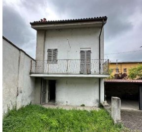casa indipendente in vendita a Trino