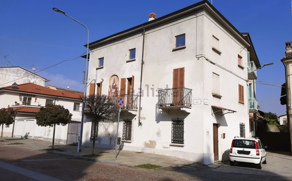 casa semindipendente in vendita a Trino