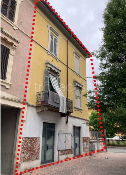 negozio in vendita a Trino