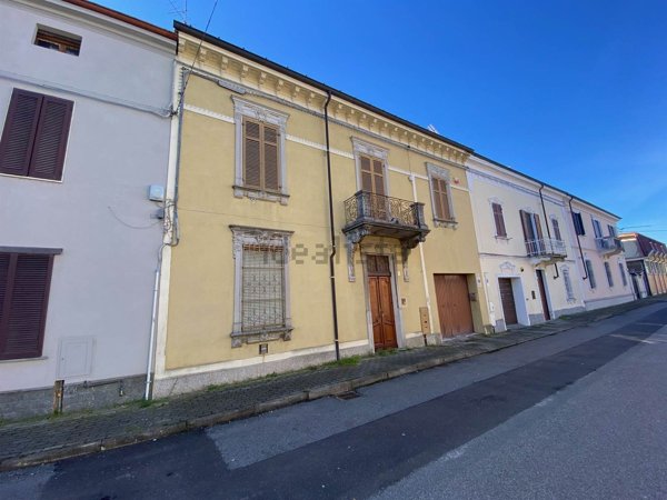 casa indipendente in vendita a Trino