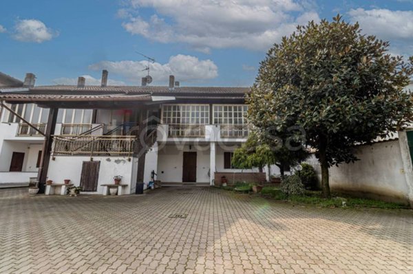 casa indipendente in vendita a Trino