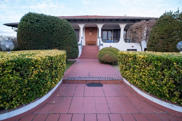 casa indipendente in vendita a Trino