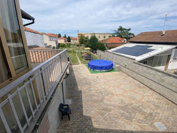 casa indipendente in vendita a Trino