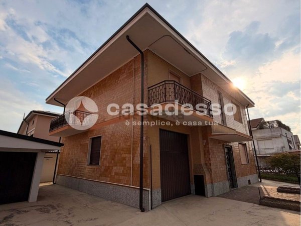 casa indipendente in vendita a Trino