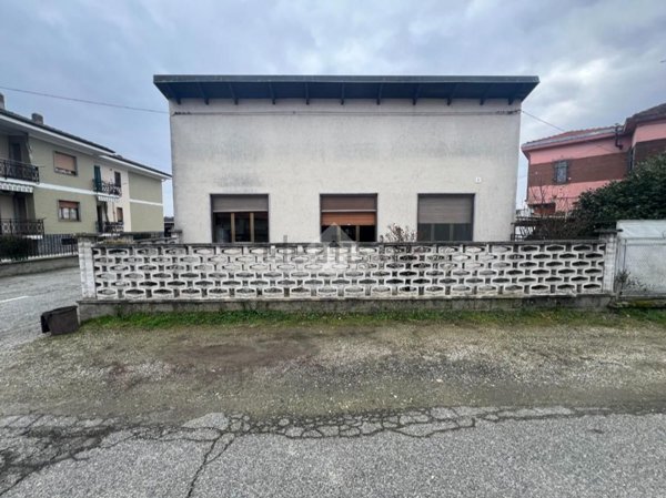quadrivano in vendita a Tronzano Vercellese