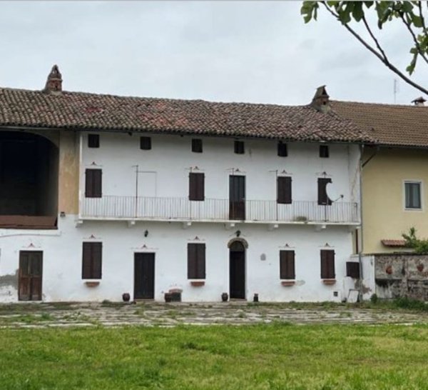 casa semindipendente in vendita a Tronzano Vercellese in zona Salomino