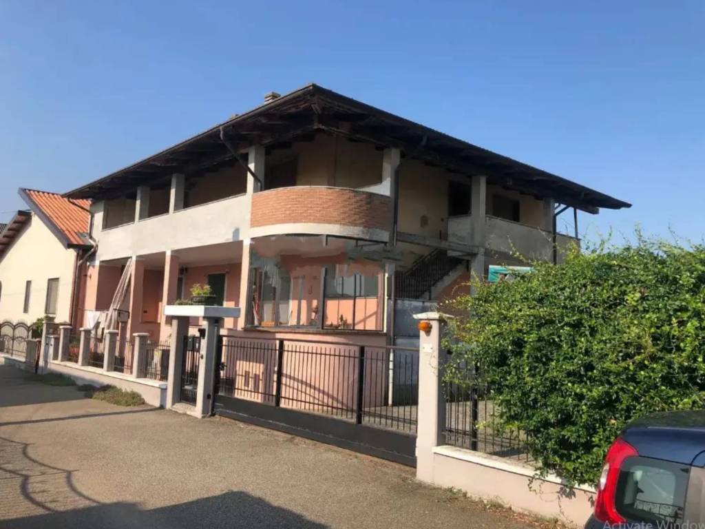 appartamento in vendita a Tronzano Vercellese