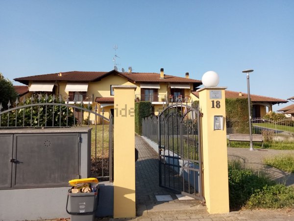 appartamento in vendita a Tronzano Vercellese
