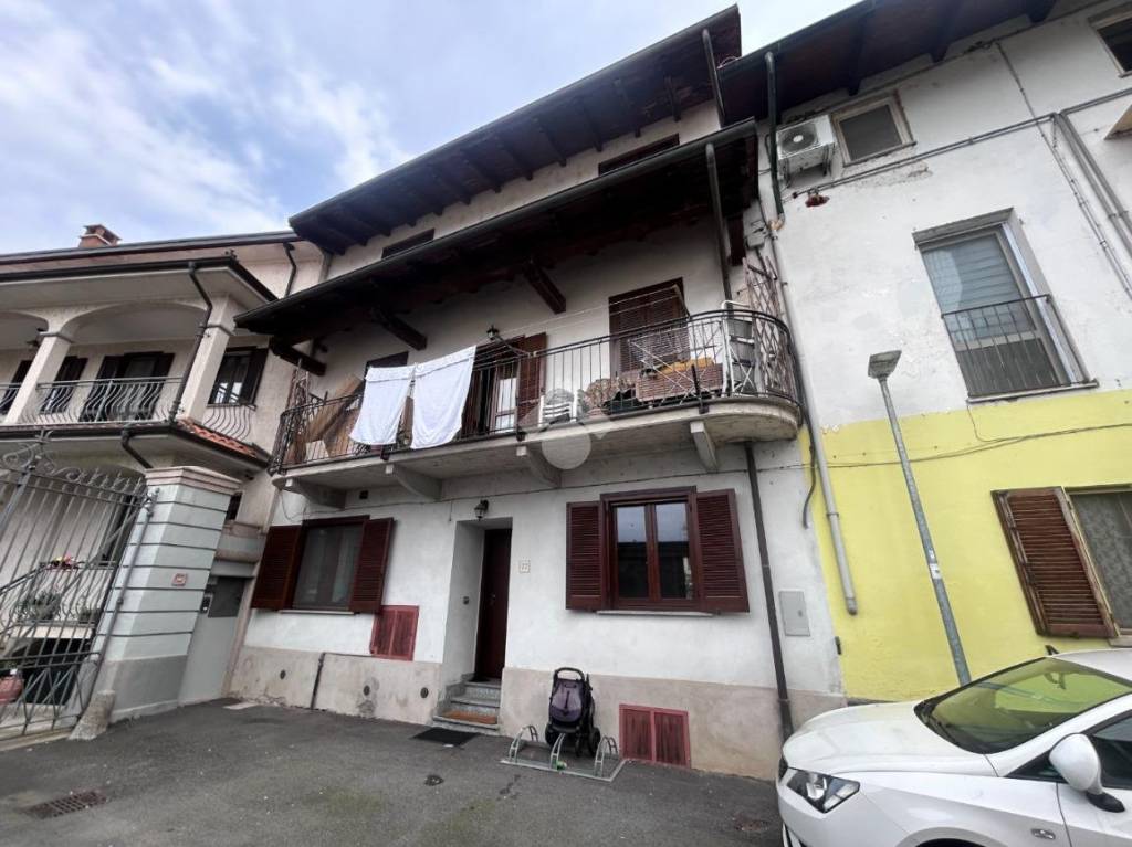 appartamento in vendita a Tronzano Vercellese