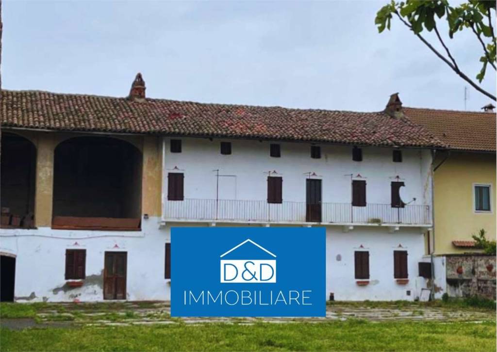 casa indipendente in vendita a Tronzano Vercellese in zona Salomino