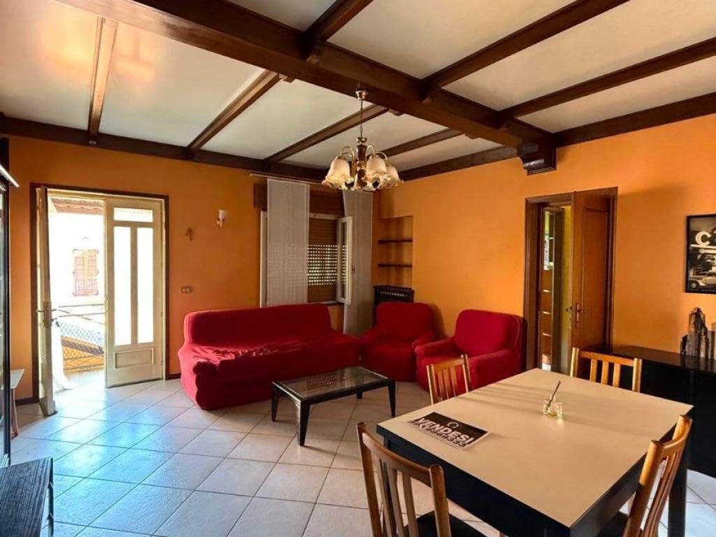 appartamento in vendita a Tronzano Vercellese