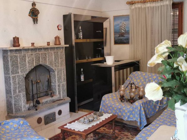 casa indipendente in vendita a Tronzano Vercellese in zona Salomino