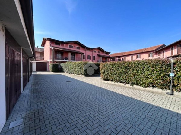 appartamento in vendita a Tronzano Vercellese