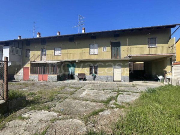 casa indipendente in vendita a Tronzano Vercellese