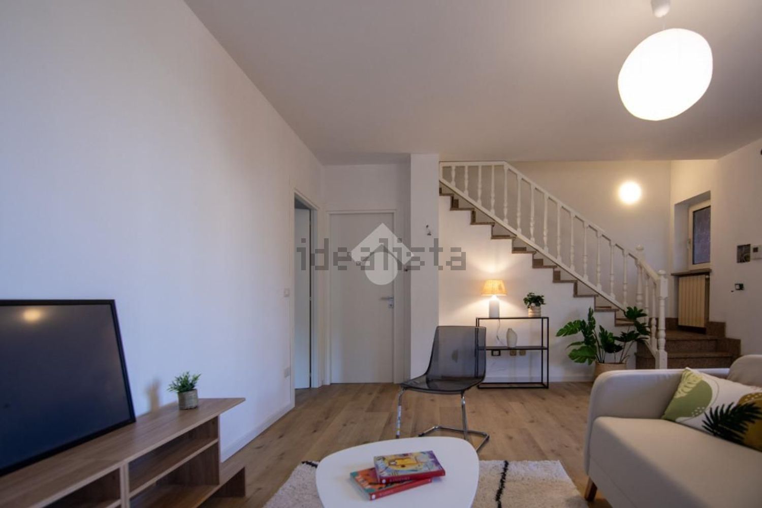 casa indipendente in vendita a Tronzano Vercellese