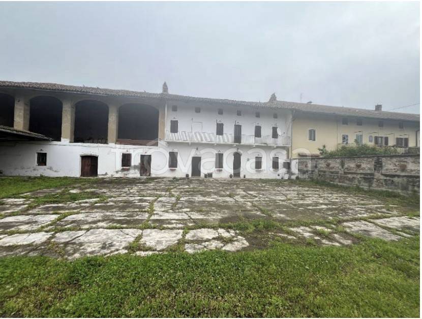 ufficio in vendita a Tronzano Vercellese in zona Salomino