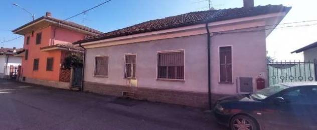 casa indipendente in vendita a Tronzano Vercellese