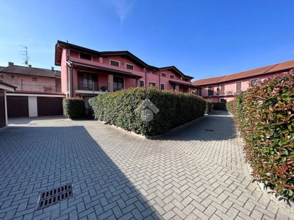 appartamento in vendita a Tronzano Vercellese