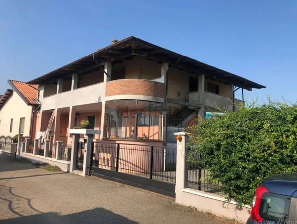 appartamento in vendita a Tronzano Vercellese in zona Salomino