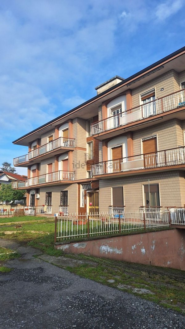 appartamento in vendita a Tronzano Vercellese