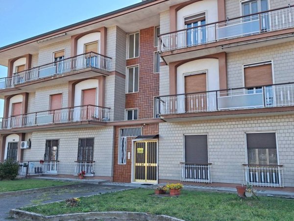 appartamento in vendita a Tronzano Vercellese