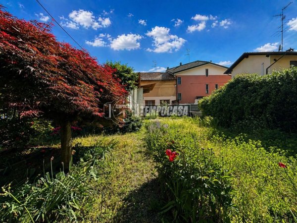 casa indipendente in vendita a Tronzano Vercellese