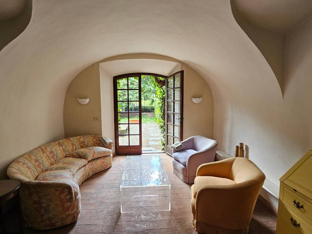 casa indipendente in vendita a Valduggia