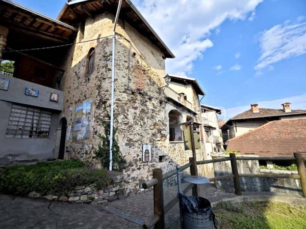 casa indipendente in vendita a Valduggia