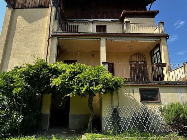 casa indipendente in vendita a Valduggia
