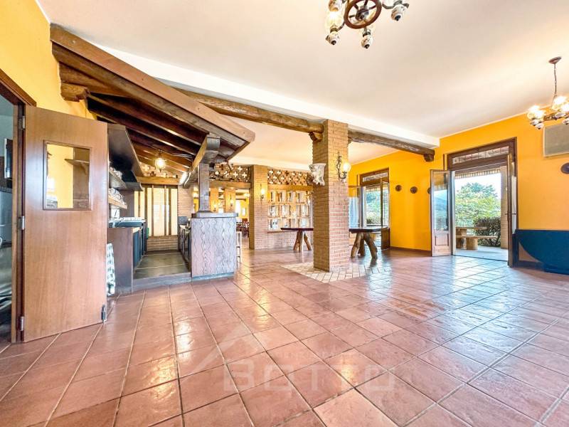 casale in vendita a Valduggia in zona Rastiglione