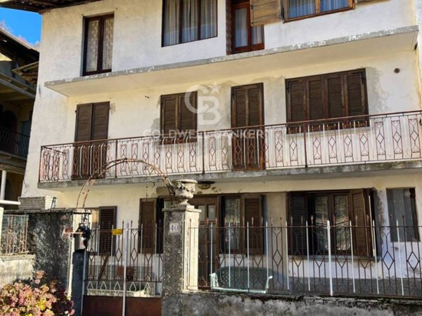 casa indipendente in vendita a Valduggia
